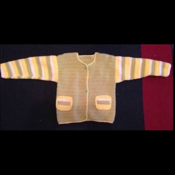 Hand made sweater approximately size 6 - Picture 1 of 1